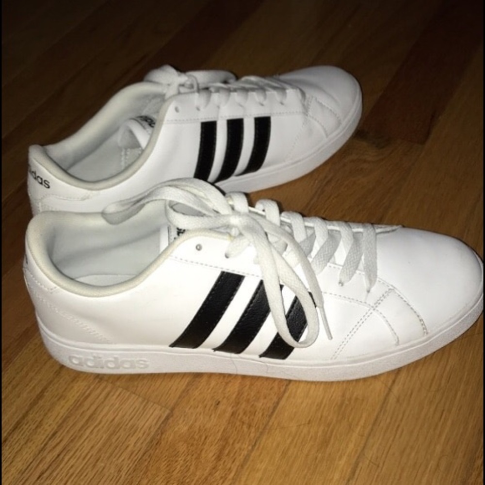 Adidas Neo